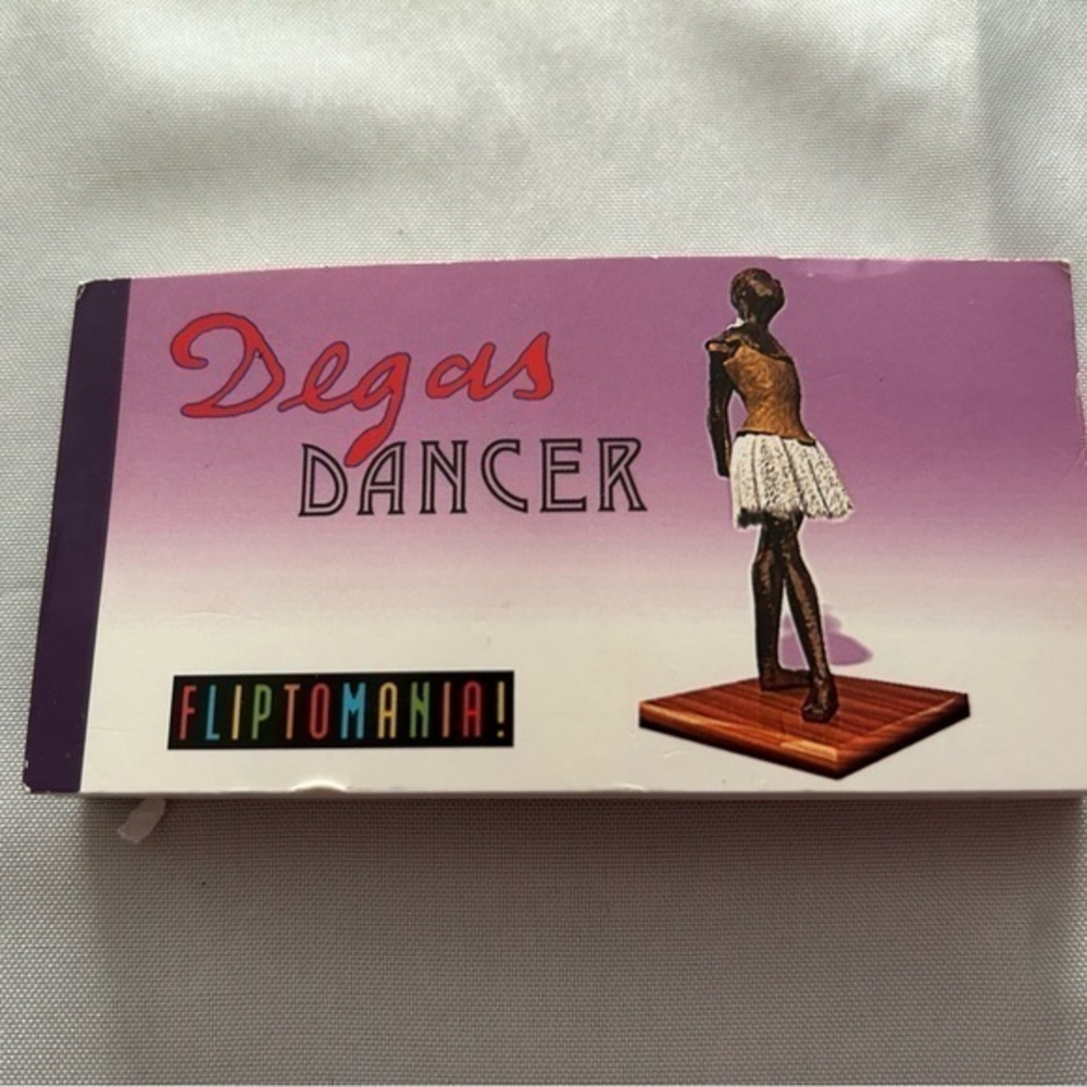 DEGAS BALLERINA  DANCER FLIP BOOK. Preloved, excellent condition